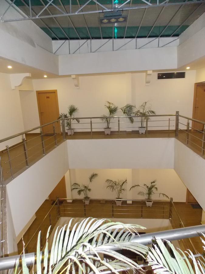 Nutan Hotel Balrāmpur Esterno foto